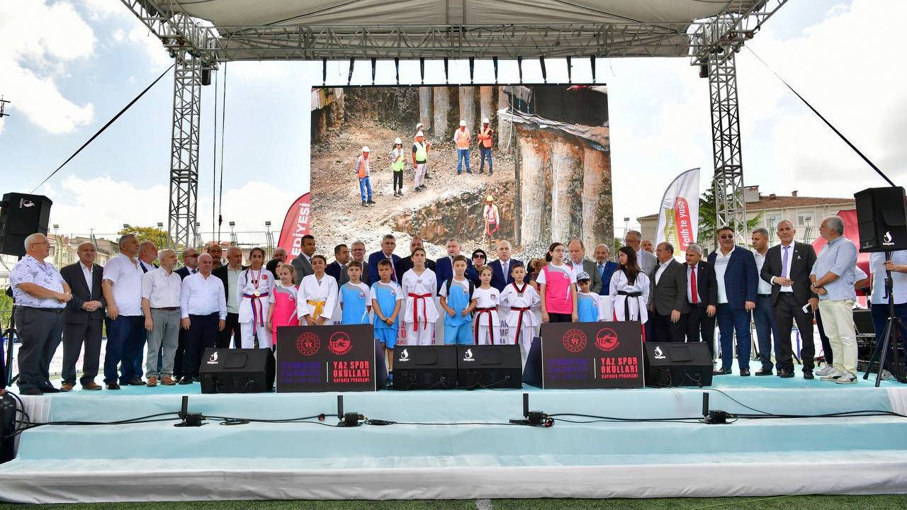 Fatih’te Mimar Sinan Spor Kompleksi’nin temeli atıldı