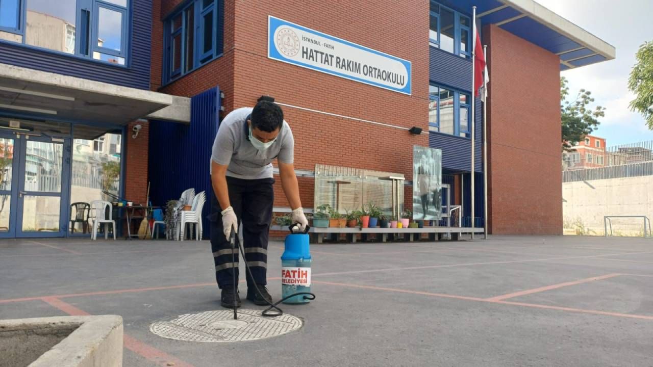 Fatih Belediyesi’nden okullara yeni dönem hazırlığı