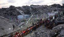 Gazze'de yıkımın yaşandığı mahallede toplu iftar