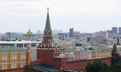 Kremlin: 9 Mayıs Zafer Günü askeri geçit töreni için kimsenin iznine ihtiyacımız yok