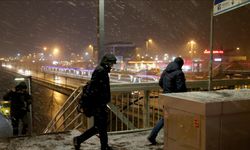 İstanbul Valisi'nden uyarı! Zorunlu olmadıkça trafiğe çıkmayın