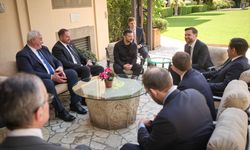 Zelenskiy, Vatikan'da ABD Başkan Yardımcısı Vance ile İstanbul barış müzakerelerini görüştü