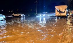 Hatay'ı sağanak vurdu