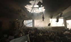 Katil İsrail yine okul bombaladı