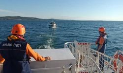 Boğaz'da sürüklenen tekne kurtarıldı