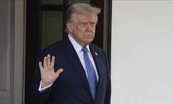 Trump, pazartesi günü Putin ve Zelenskiy ile görüşecek