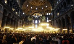 Bugün Cuma Namazı Saat Kaçta Kılınacak? İstanbul, Ankara ve İzmir Cuma Saatleri