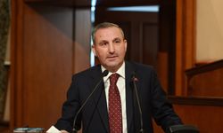 Ali Tombaş;  “CHP’li İBB yönetimi, reklam pankartı yaptığı kadar Metro Hattı yapmadı
