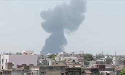 Hindistan'da gece kulübünde çıkan yangında 25 kişi hayatını kaybetti