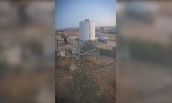 Böyle aşağılık bir ırk yok yeryüzünde yok! İşgalciler Filistinlilerin evlerine girerek eşya çalıyor