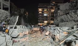 Tel Aviv alevler içinde! İran balistik füzelerle vurdu