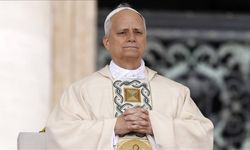 Papa 14. Leo, Ukrayna Devlet Başkanı Volodimir Zelenskiy ile görüştü