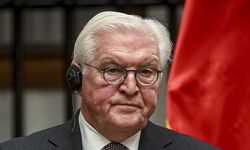 Almanya'da zorunlu askerlik geri mi dönecek? Steinmeier'den açıklama