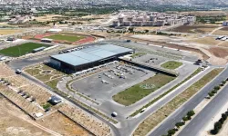 Otobüs terminali, günde yüzlerce yolcuyu ağırlıyor