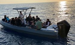 İzmir açıklarında göçmen operasyonu