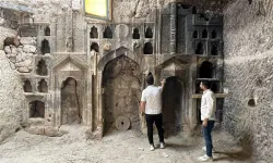 Nevşehir'de tarihi keşif! Temizlenen odunluktan 600 yıllık ibadethane çıktı