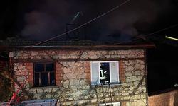 Kütahya'da bir köyde yangın çıktı: 4 ev kullanılamaz hale geldi