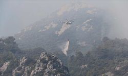 Mersin’in ilçelerindeki yangınlara müdahale sürüyor