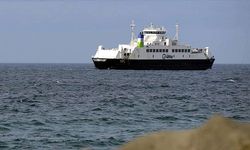 Bazı feribot seferlerine fırtına engeli