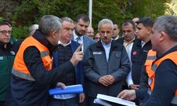 Bakanlar Uraloğlu ve Bak, selden etkilenen Artvin'de