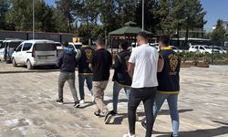 Adıyaman'da husumetli 3 kişi adliye önünde silahlarla yakalandı