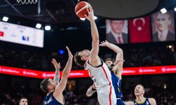 12 Dev Adam'dan Dünya Kupası yolunda ilk galibiyet