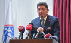 Bakan Tunç, AÜ Hukuk Fakültesinin 100. kuruluş yıl dönümü törenine katıldı