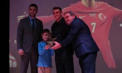 Fenerbahçeli Milli Yıldız Kerem Aktürkoğlu Öğrencilerle Buluştu