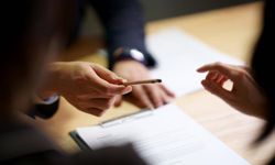 Avukatlara sınır çizildi: Meslek dışı faaliyetlere fren