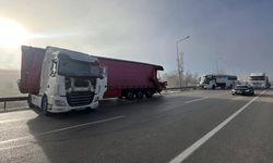 Erzurum'da yolcu otobüsü ile tır çarpıştı: 11 yaralı