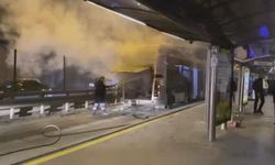 İstanbul'da metrobüs yangını