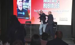 Eski futbol federasyonu başkanına yumurtalı saldırı