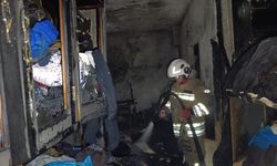 Hatay’da kumaş deposunda yangın