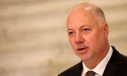 Komşuda kriz! Başbakan istifa etti