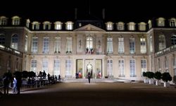 Paris'te bu kez Elysee Sarayı soyuldu
