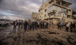 Katil İsrail 4 Filistinliyi daha katletti