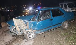 Amasya'da iki otomobil çarpıştı: 6 yaralı