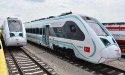Raylarda yerli güç: Milli tren setlerinde bir haftada 4 teslimat