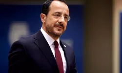 Rum lider Türkleri katledenleri kahraman ilan etti