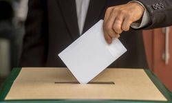 Japonya erken genel seçim için sandık başına gitti