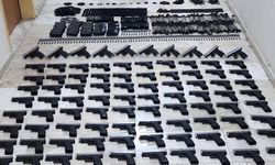 Polisin durdurduğu araçtan cephanelik çıktı