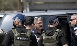 İsrail'deki bedeviler soykırımcı Ben-Gvir'i taşladı