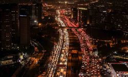 İstanbul'da trafik yoğunluğu havadan görüntülendi