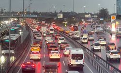 İstanbul'da trafikte yoğunluk yaşanıyor