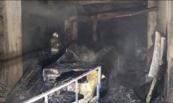 İstanbul'da kaporta boya dükkanında yangın: 4 araç küle döndü
