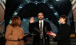 ABD tarihinde bir ilk: Kur’an-ı Kerim'e el basarak yemin etti