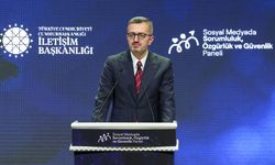 Burhanettin Duran, 'Sosyal Medyada Sorumluluk, Özgürlük ve Güvenlik Paneli'nde konuştu
