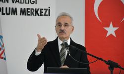 Ulaştırma ve Altyapı Bakanı Abdulkadir Uraloğlu, Batman'da STK temsilcileriyle buluştu: