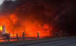 İstanbul'da fabrika yangını!