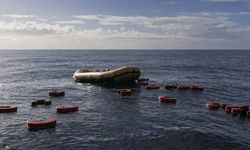 Akdeniz'de göçmen teknesi battı! En az 50 ölü var